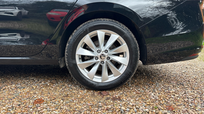 Skoda Superb 1.5 TSI iV SE Technology DSG 5dr Estate